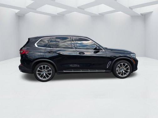 Black Sapphire Metallic 2023 BMW X5 sDrive40i