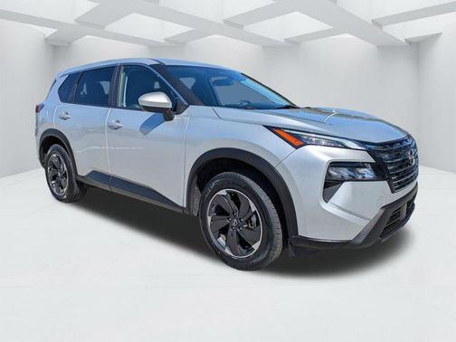 Brilliant Silver Metallic 2024 Nissan Rogue SV