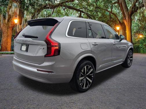 2026 Volvo XC90 B5 Core
