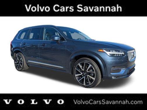 2023 Volvo XC90 B5 Plus