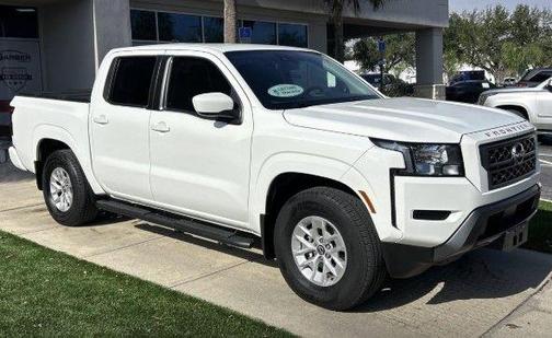 2024 Nissan Frontier SV