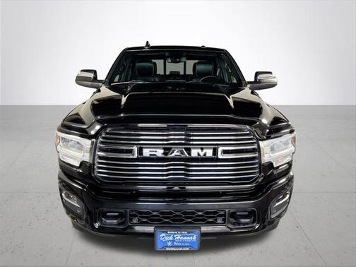 2022 RAM 3500 Laramie Crew Cab 4x4 64' Box