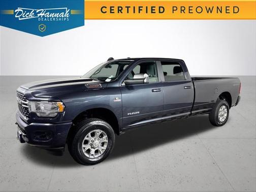 2022 RAM 3500 Big Horn Crew Cab 4x4 8 Box