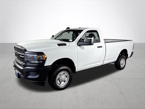 2024 RAM 2500 Tradesman Regular Cab 4x4 8 Box