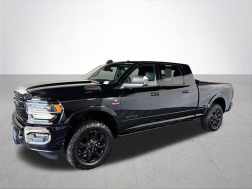 2022 RAM 3500 Limited Mega Cab 4x4 64' Box