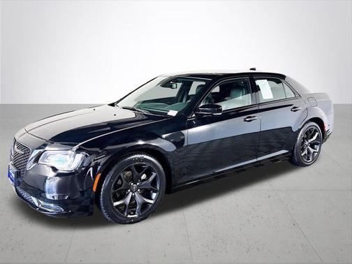 2022 Chrysler 300 S