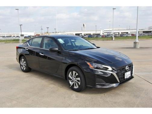 2025 Nissan Altima S