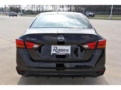 2025 Nissan Altima S