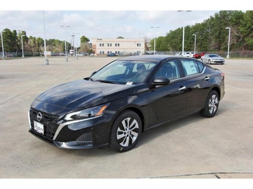 2025 Nissan Altima S