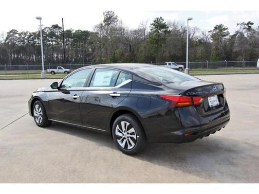 2025 Nissan Altima S