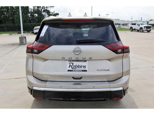 2025 Nissan Rogue Platinum