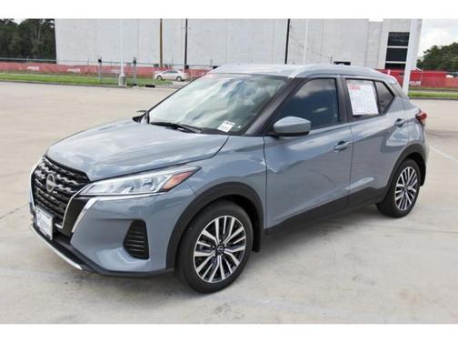 2023 Nissan Kicks SV