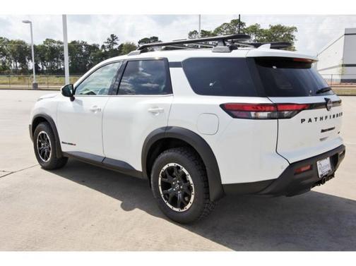 2025 Nissan Pathfinder Rock Creek
