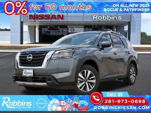 2025 Nissan Pathfinder SL