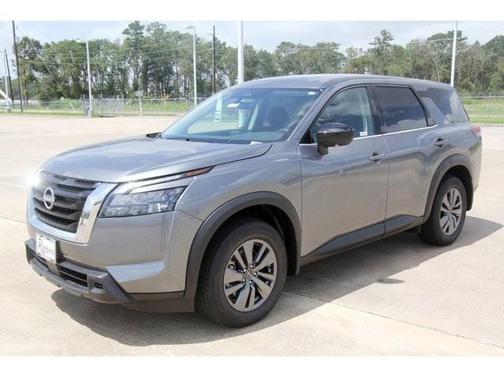 2025 Nissan Pathfinder S