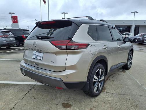 2t Chpn Blk Roo 2024 Nissan Rogue SL