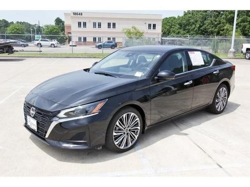 2024 Nissan Altima 2.5 SL