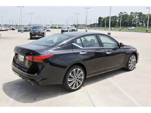2024 Nissan Altima 2.5 SL