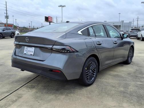 Gun Metallic 2026 Nissan Sentra SV