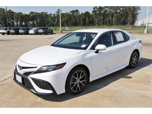 2024 Toyota Camry SE Nightshade