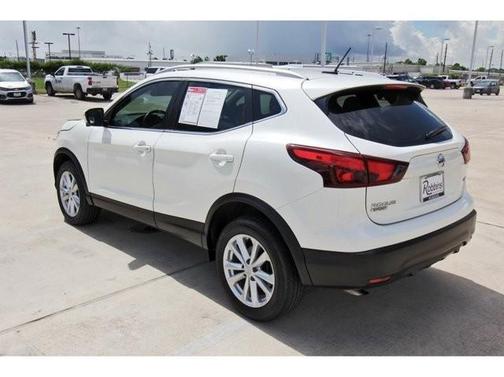 2018 Nissan Rogue Sport SV