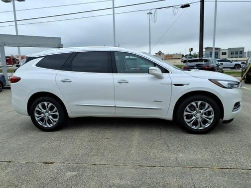 White Frost Tri-Coat 2021 Buick Enclave Avenir
