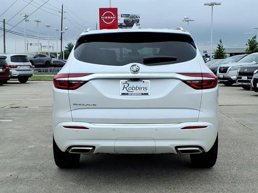 White Frost Tri-Coat 2021 Buick Enclave Avenir