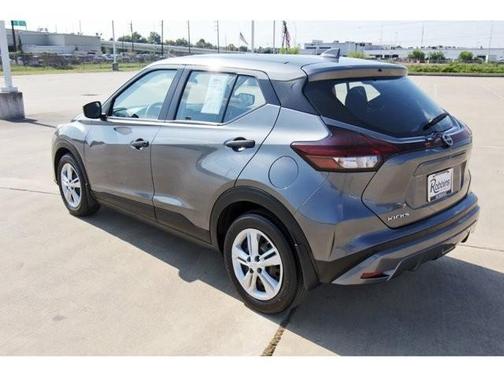 2023 Nissan Kicks S
