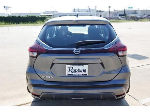 2023 Nissan Kicks S