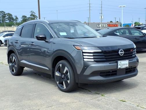 Gun Metallic 2026 Nissan Kicks SR