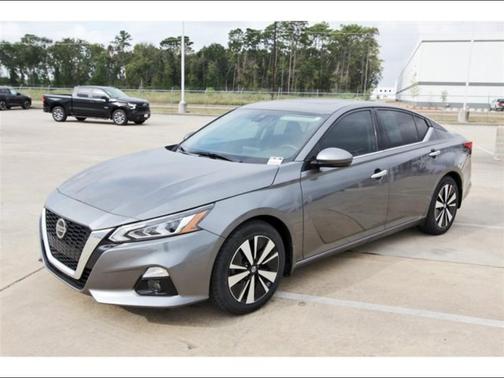 2022 Nissan Altima 2.5 SL