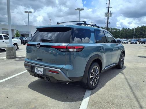 Baltic Teal 2026 Nissan Pathfinder Platinum