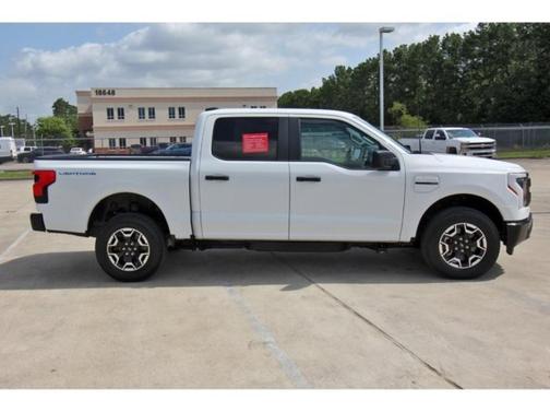 2022 Ford F-150 Lightning Pro