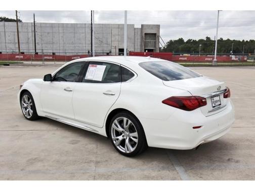 2019 INFINITI Q70L 3.7 LUXE