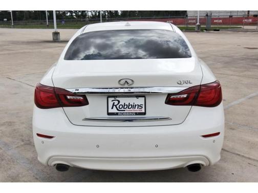 2019 INFINITI Q70L 3.7 LUXE