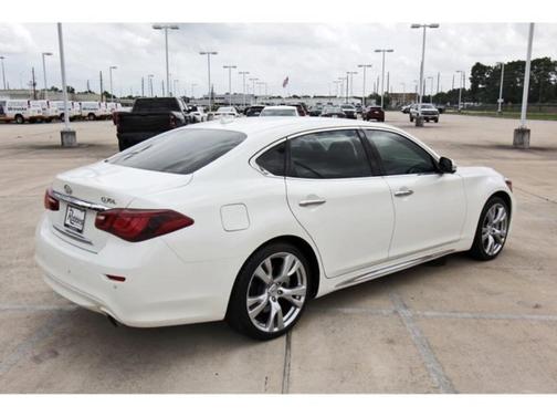 2019 INFINITI Q70L 3.7 LUXE