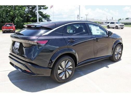 2025 Nissan ARIYA EVOLVE+
