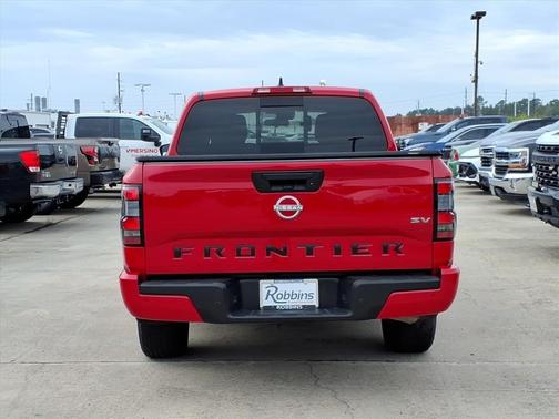 2023 Nissan Frontier SV
