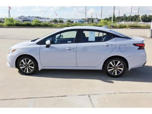 2024 Nissan Versa 1.6 SV