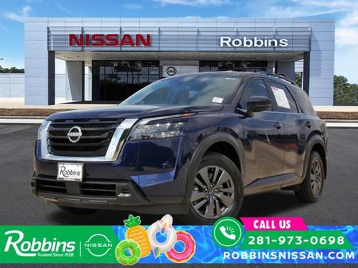 2024 Nissan Pathfinder SV