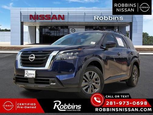 2024 Nissan Pathfinder SV