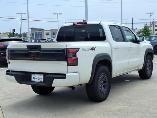 Glacier White 2026 Nissan Frontier PRO-4X