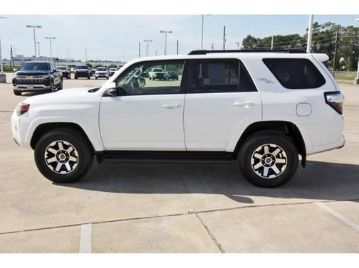 2024 Toyota 4Runner TRD Off Road Premium