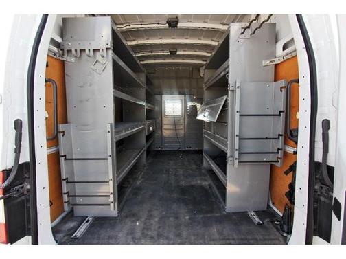 2018 Nissan NV Cargo NV2500 HD SV V6/SV V8