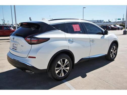 2023 Nissan Murano SV