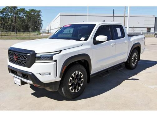 2023 Nissan Frontier PRO-X