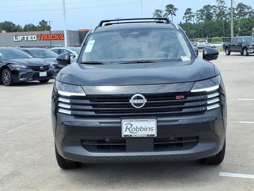 Super Black 2026 Nissan Kicks SR