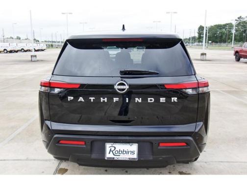 2024 Nissan Pathfinder S