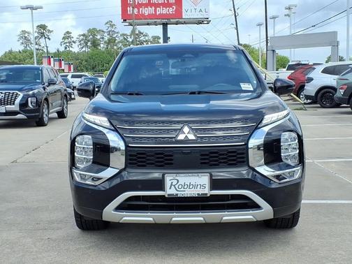 2024 Mitsubishi Outlander PHEV SE