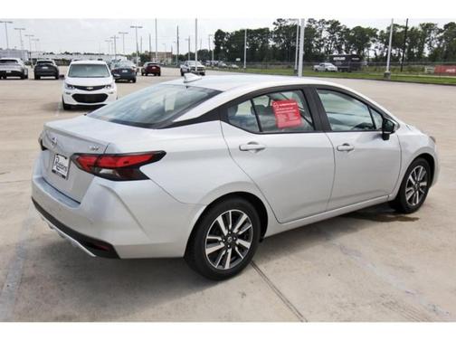 2021 Nissan Versa 1.6 SV
